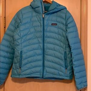 Patagonia Womens Hooded Down Sweater